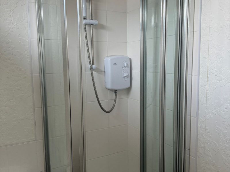 1-Bedroom Property Available – Prime Bearwood Location