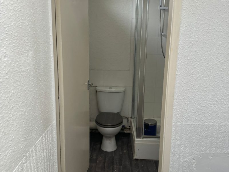 1-Bedroom Property Available – Prime Bearwood Location